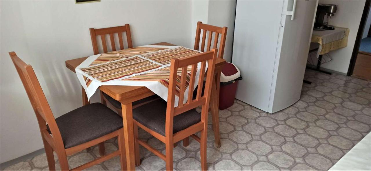 Apartman Milena Jicin Exterior photo